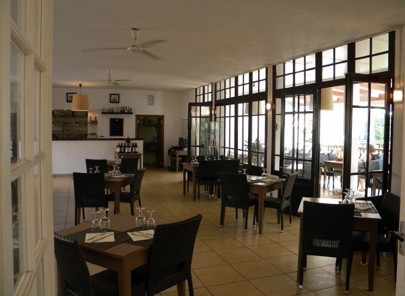 Hotel Restaurant Les Falaises Bouziès Buitenkant foto